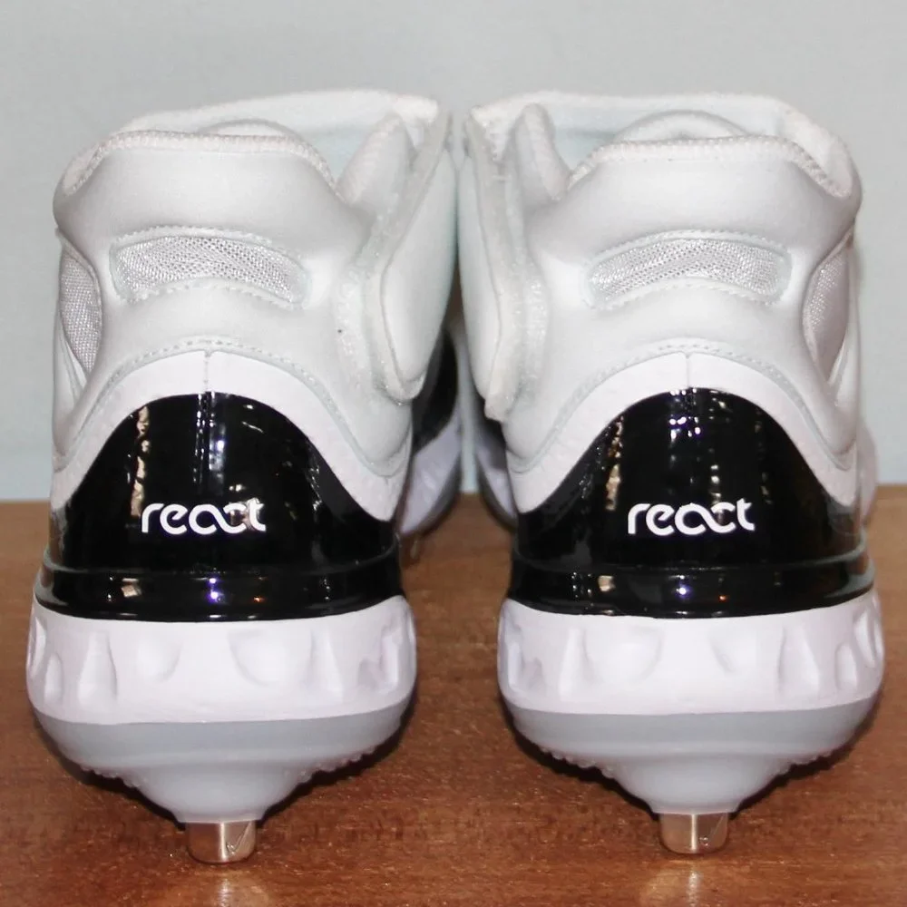 Nike Alpha Huarache Elite 4 Mid Metal Baseball Cleats Mens 8 White Black